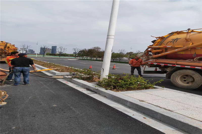 察哈尔右翼中雨水管道清淤-污水管道清洗